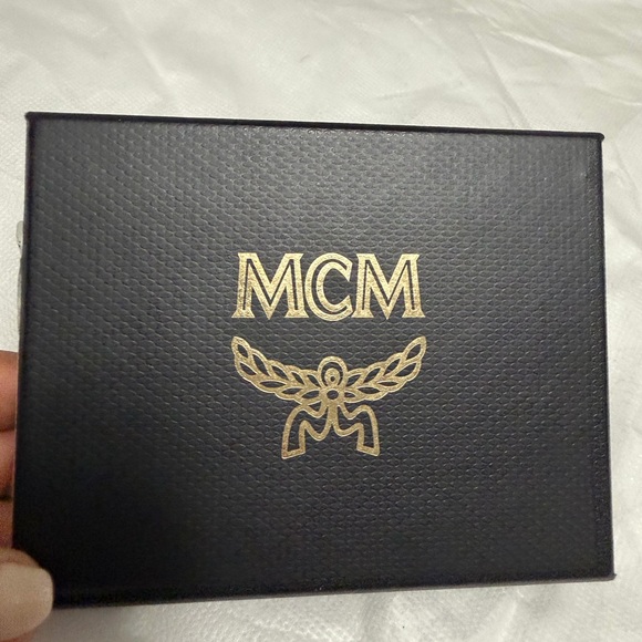 MCM Python Patterned Card Holder - Picture 2 of 9